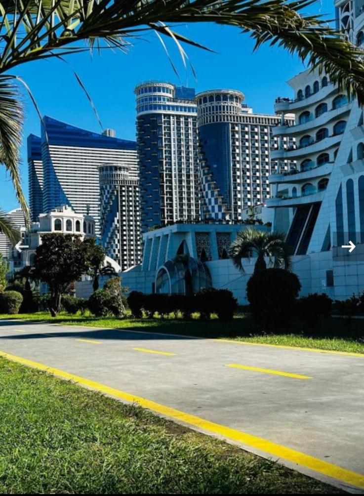 Orbi Sea Tower Apartment Batumi Exterior photo